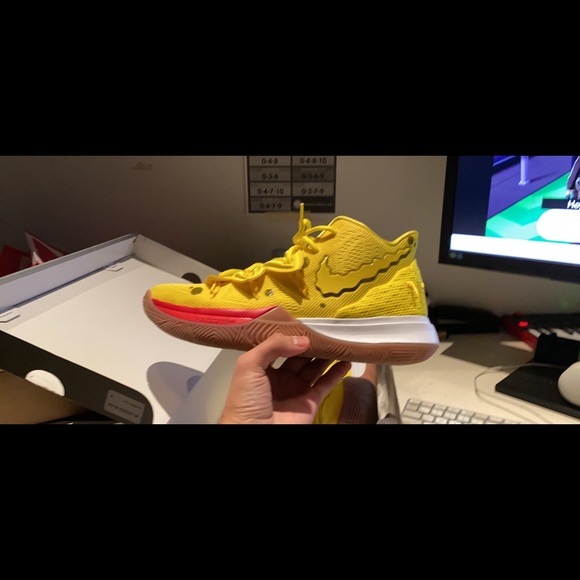 spongebob kyrie 5s footlocker